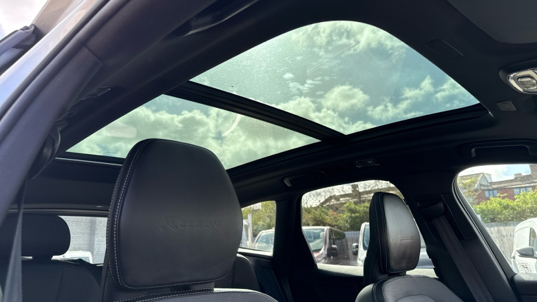 Volvo Xc60 2.0 B4D R DESIGN Pro 5dr AWD Geartronic Diesel Estate